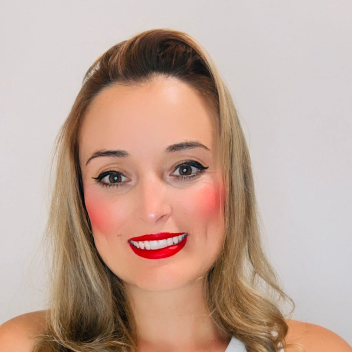Mónica Hoyos